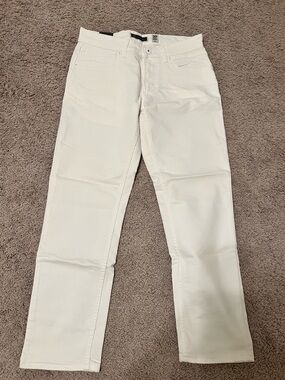INC International Concepts Men's White Straight Jeans
